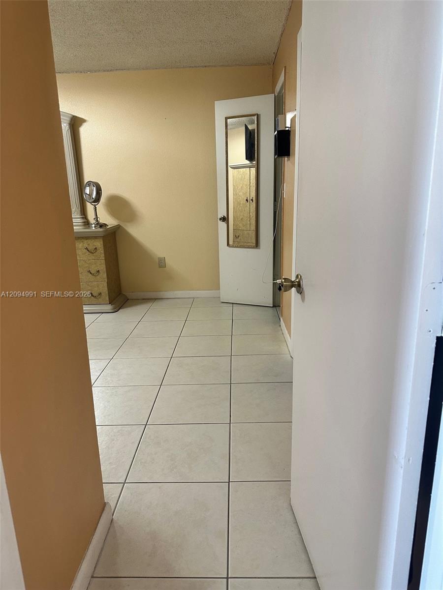 9360 Fontainebleau Boulevard