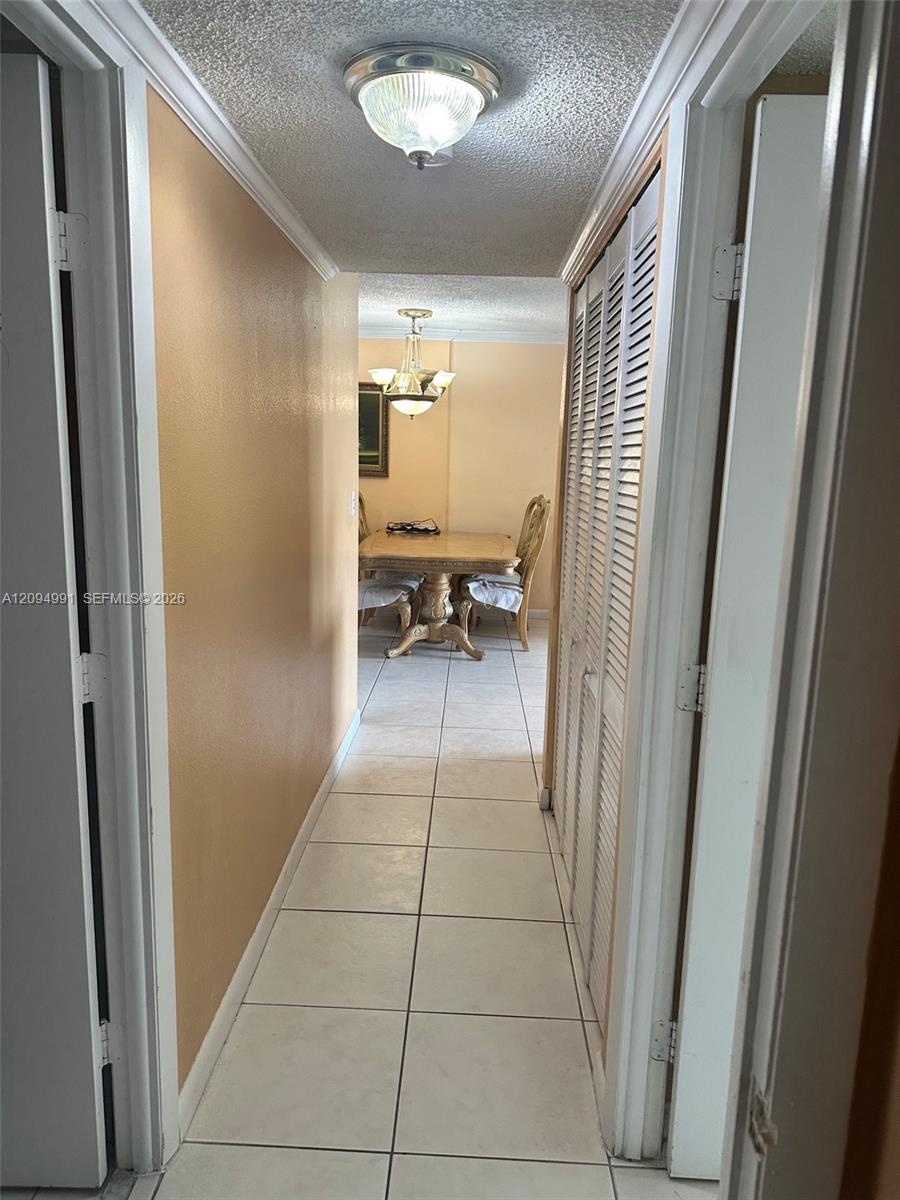 9360 Fontainebleau Boulevard