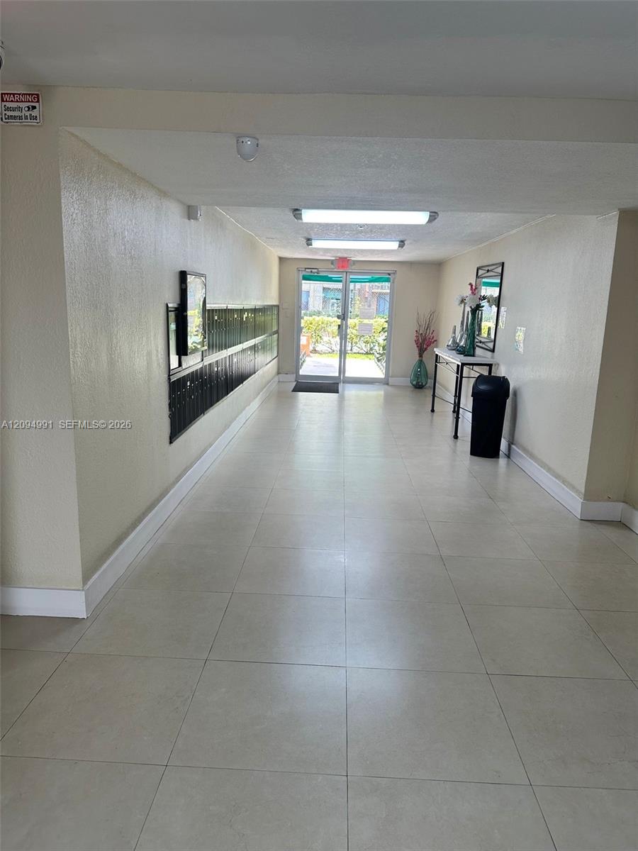 9360 Fontainebleau Boulevard