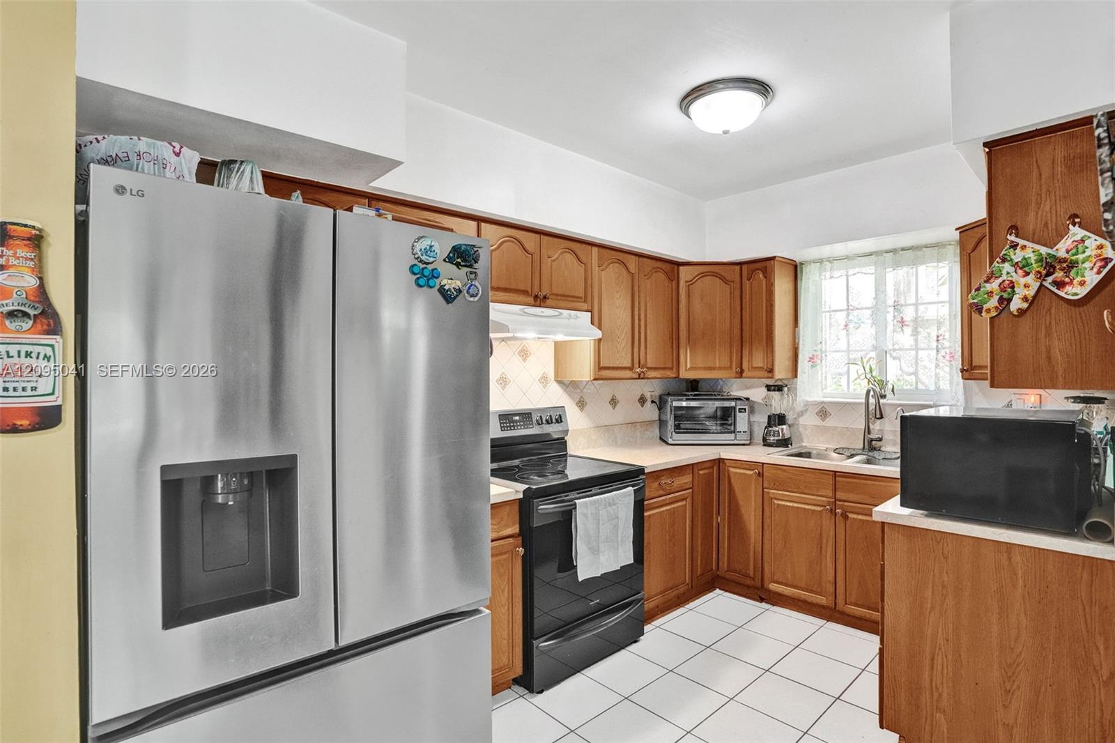 17401 NE 11th Court