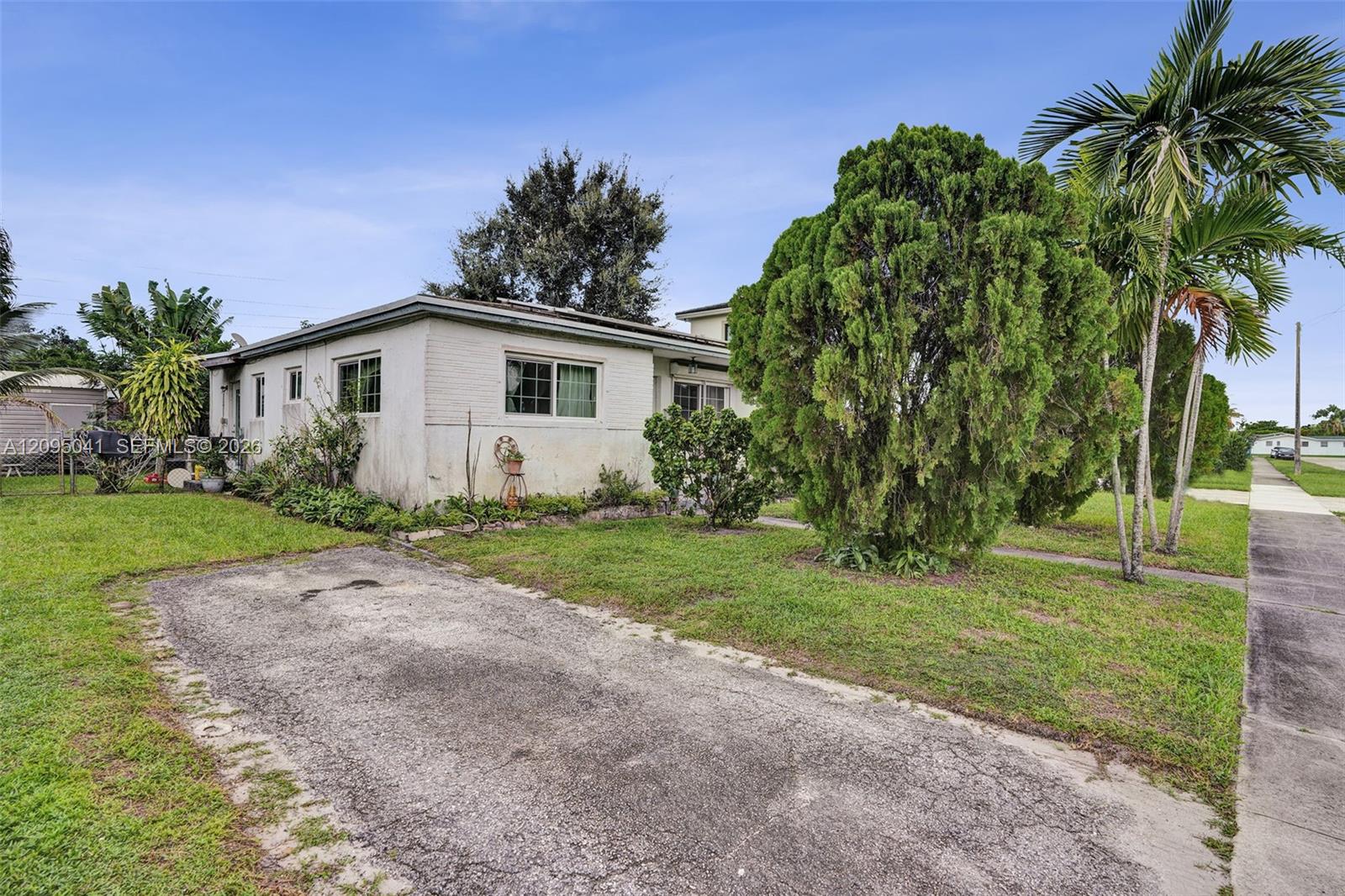 17401 NE 11th Court