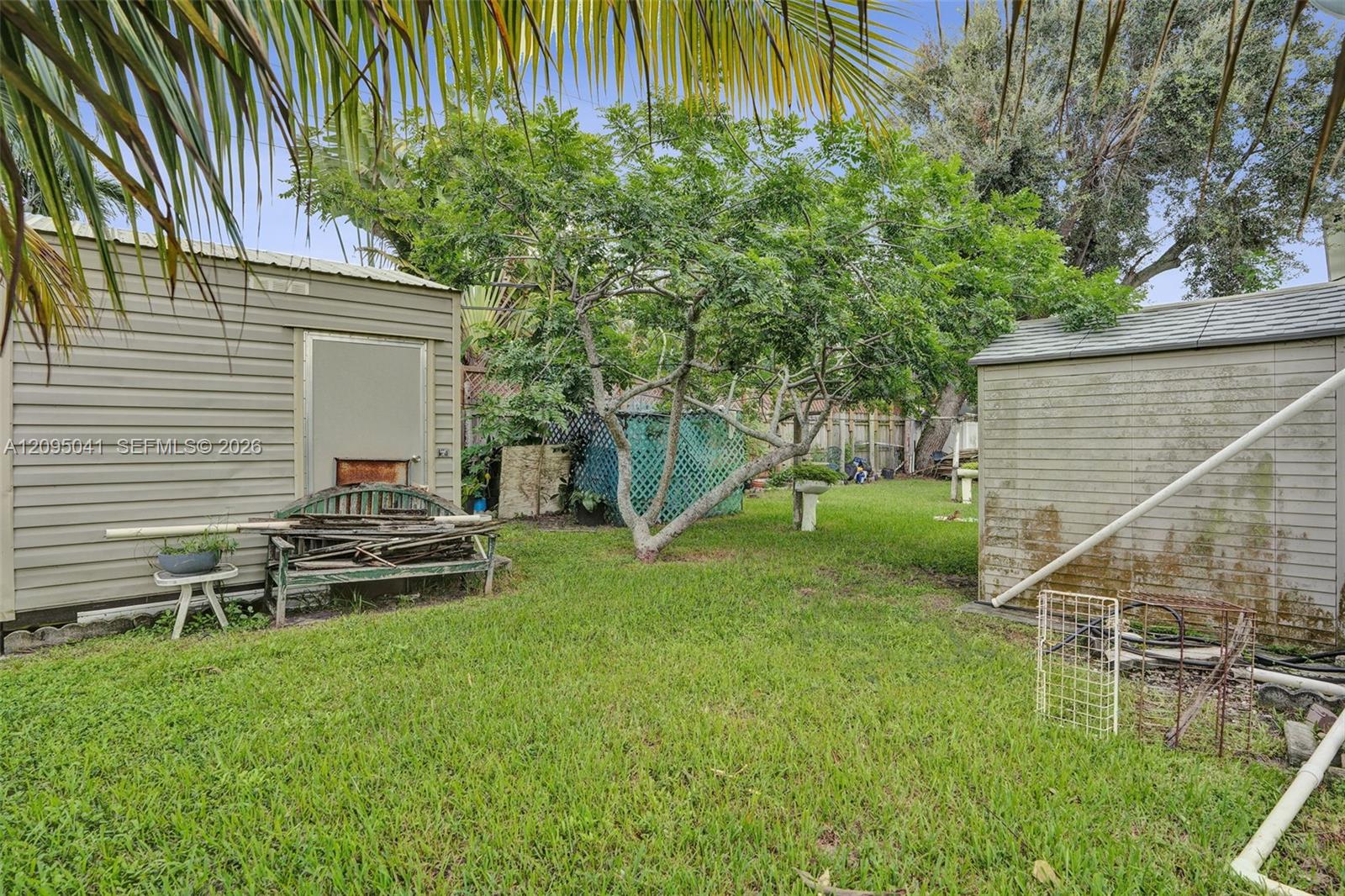 17401 NE 11th Court