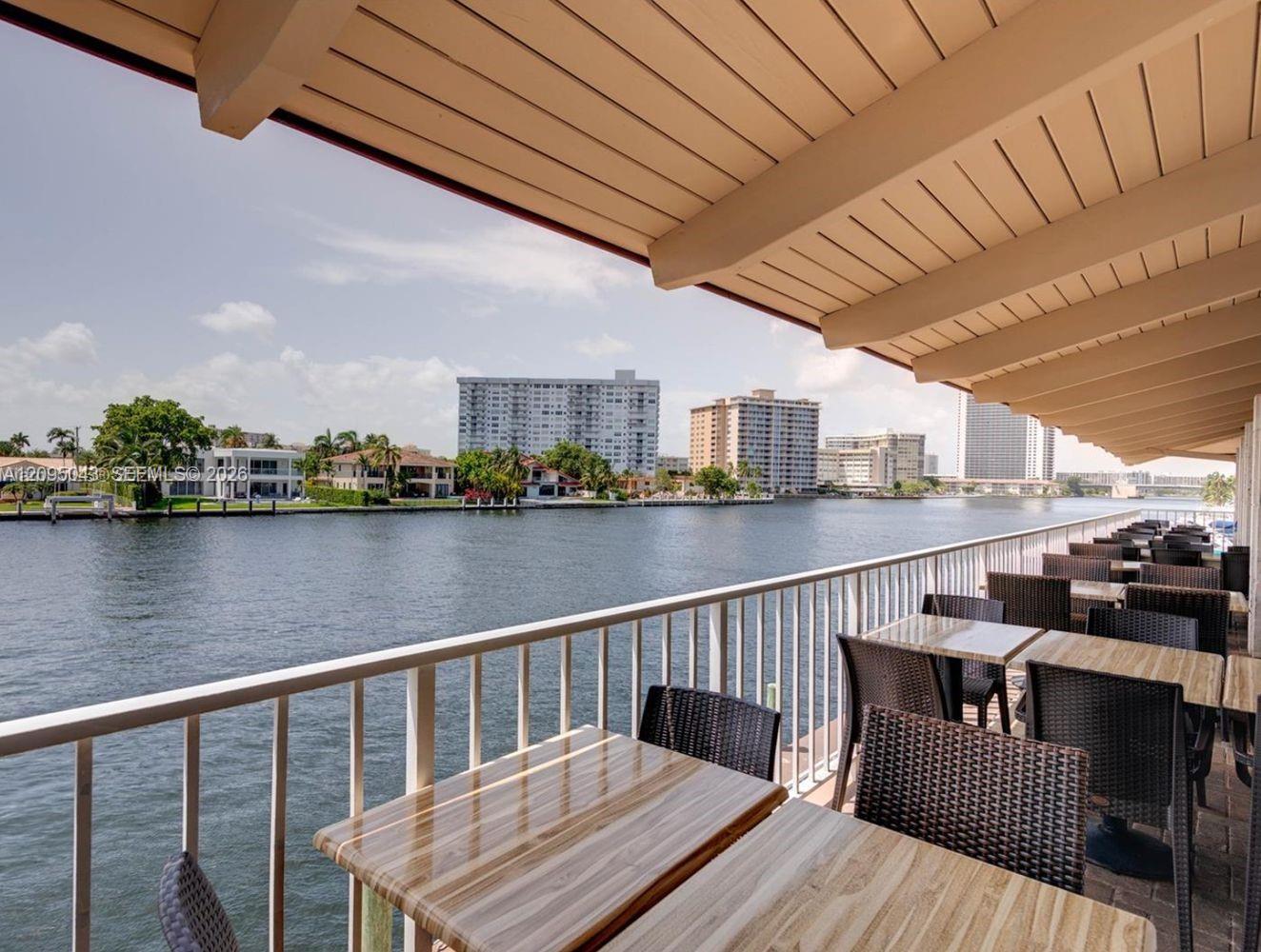 1965 S Ocean Drive gallery image #28