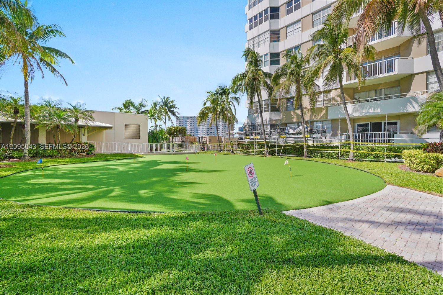 1965 S Ocean Drive gallery image #31