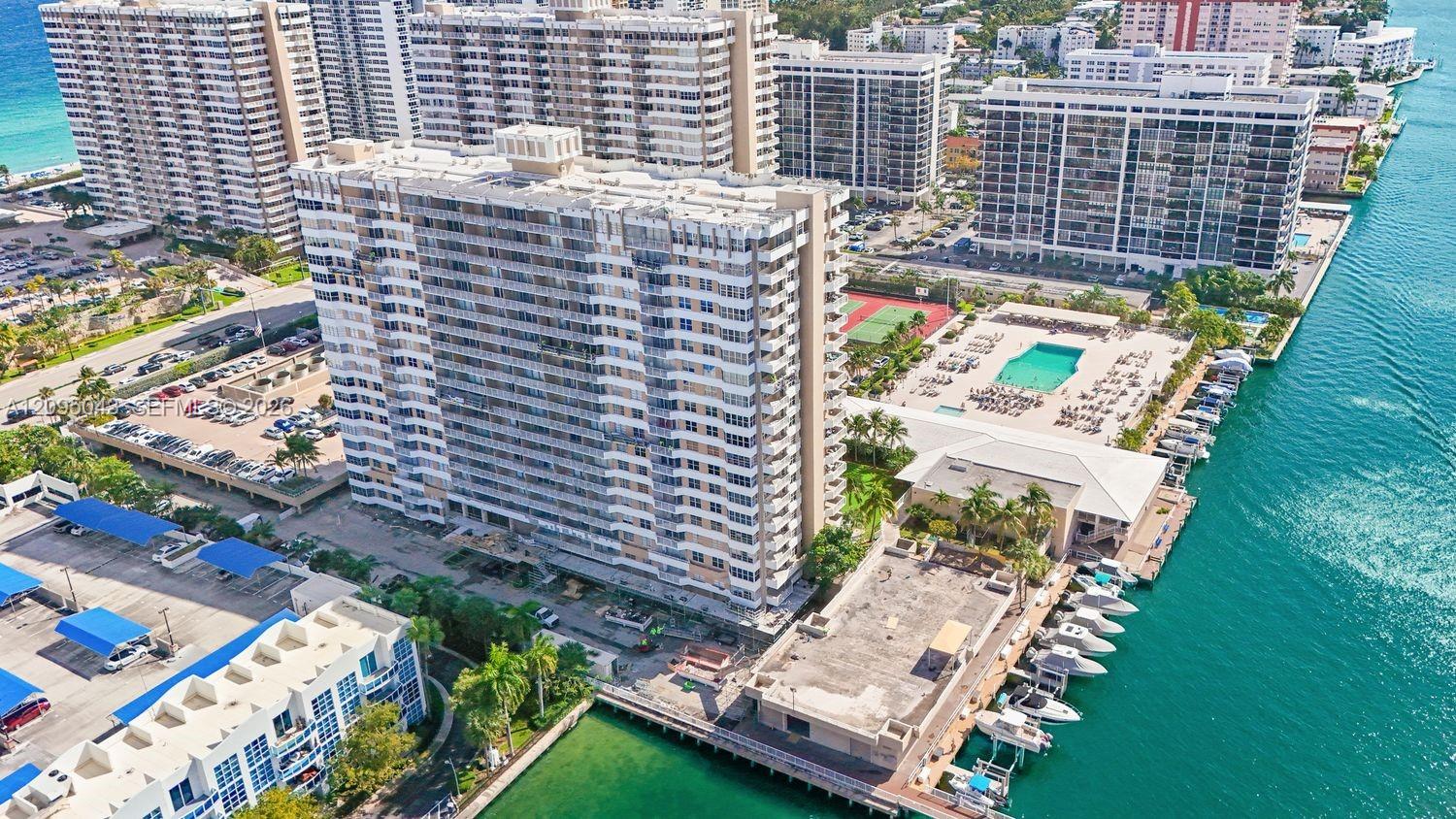 1965 S Ocean Drive gallery image #36