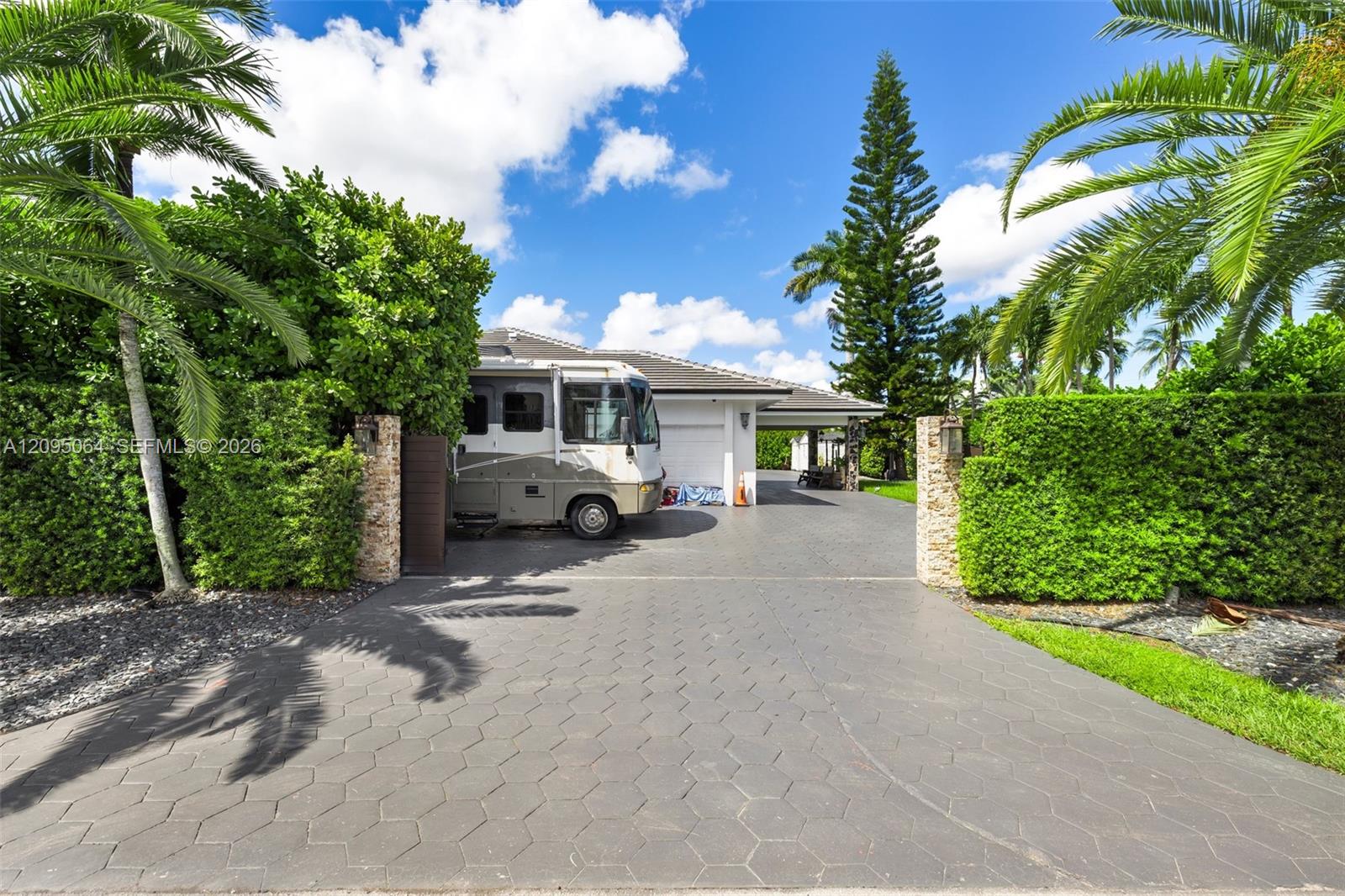 11000 SW 32nd Street