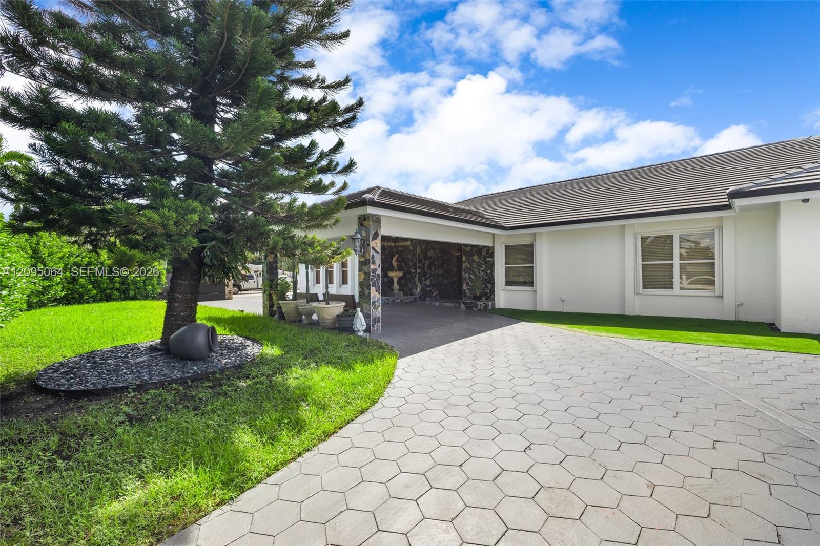 11000 SW 32nd Street