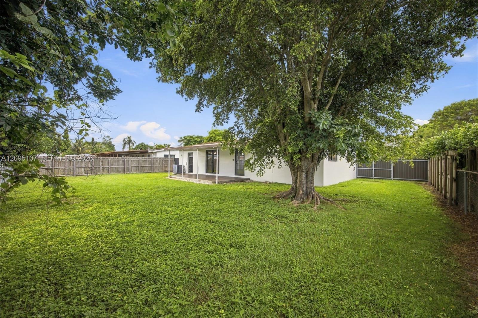 4920 SW 94th Court