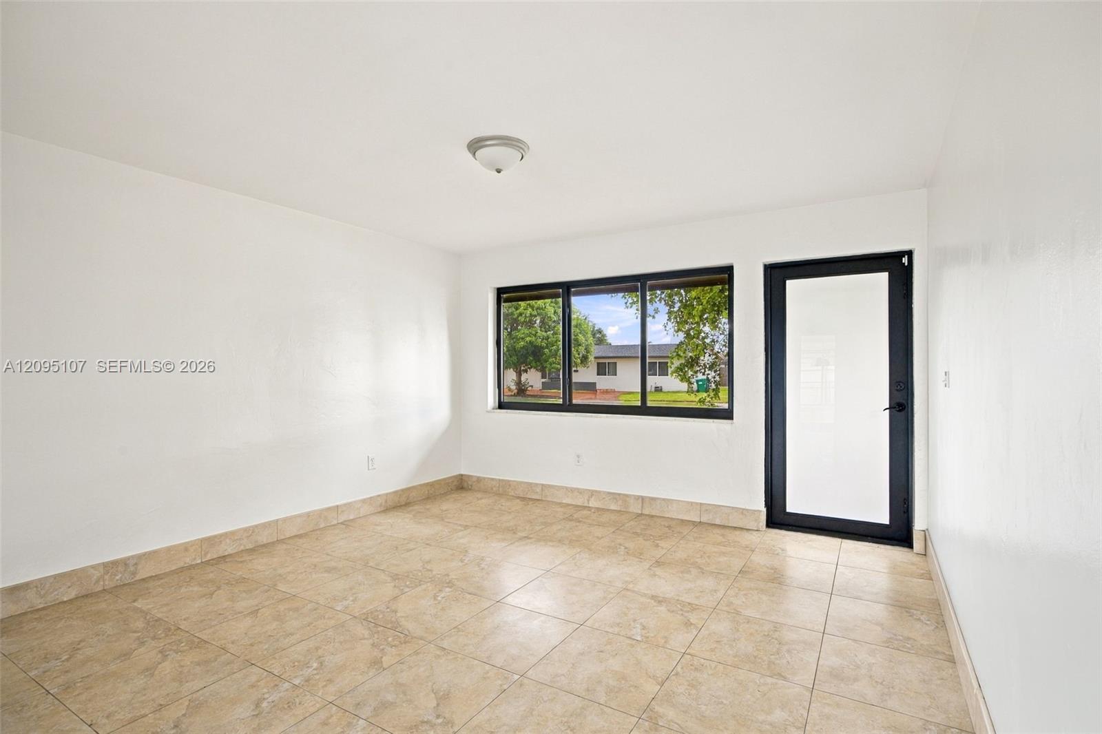 4920 SW 94th Court