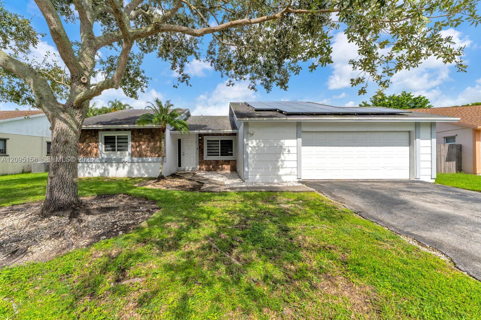 1661 N Goldeneye Lane