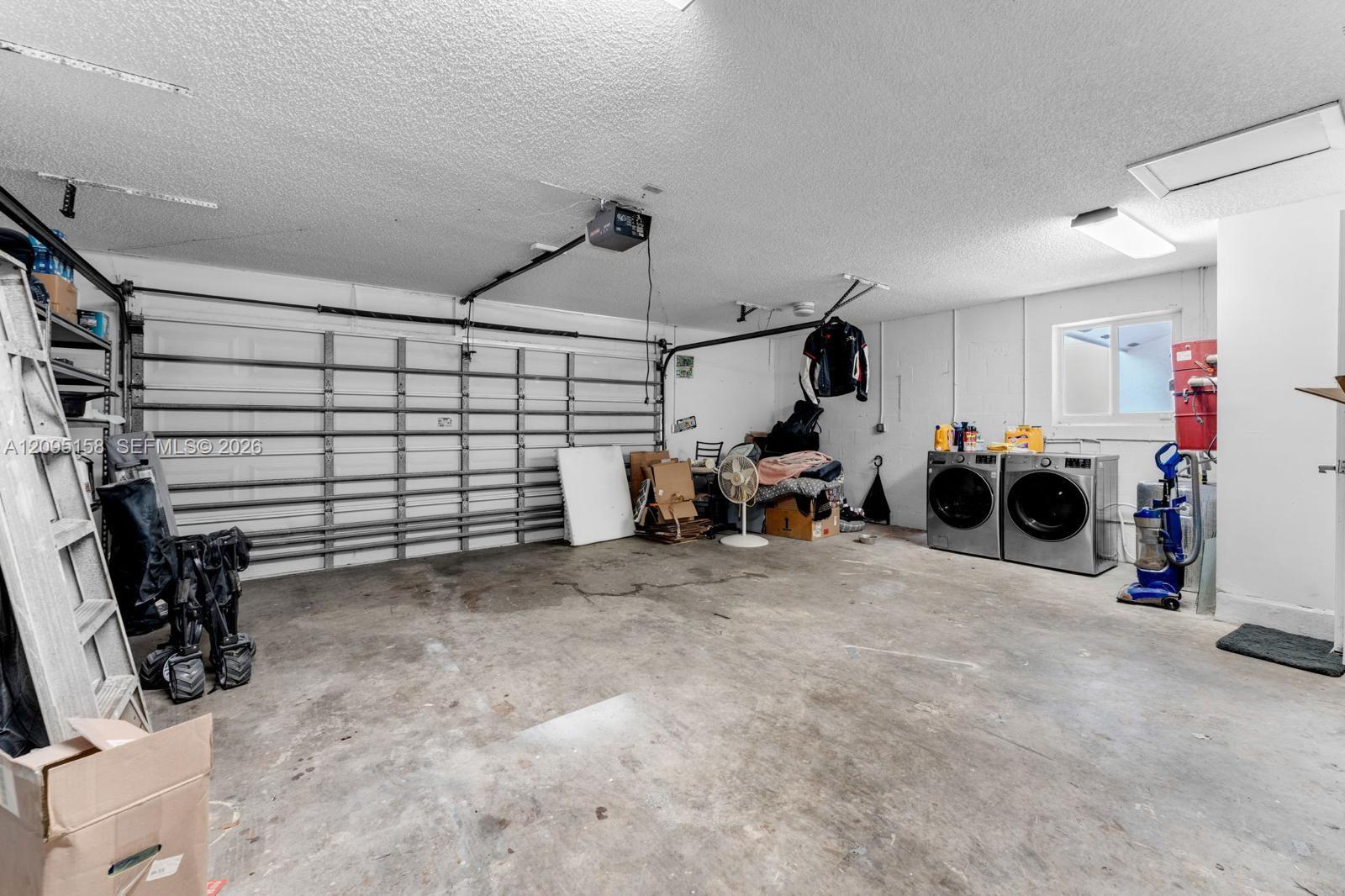 1661 N Goldeneye Lane
