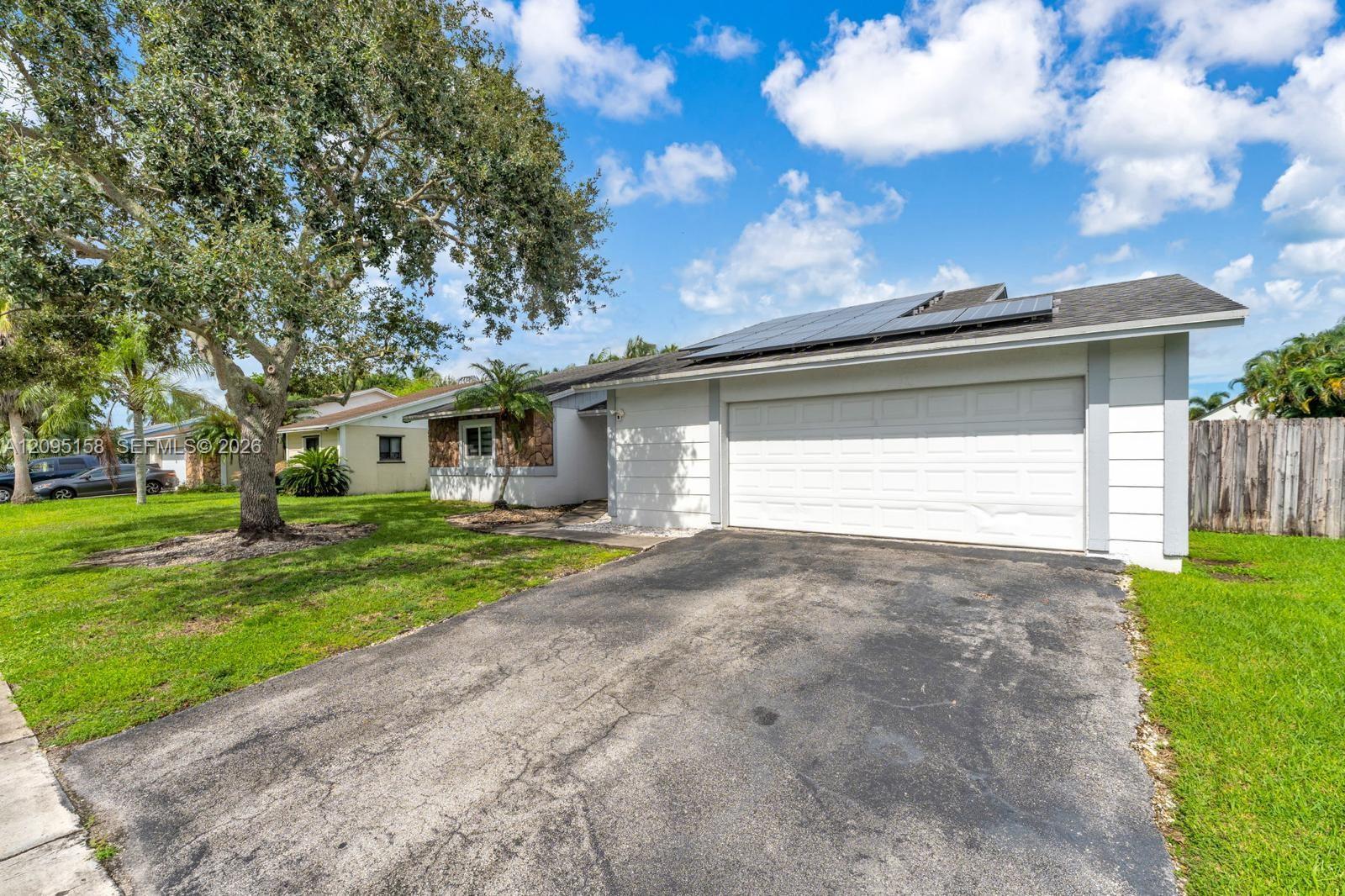1661 N Goldeneye Lane