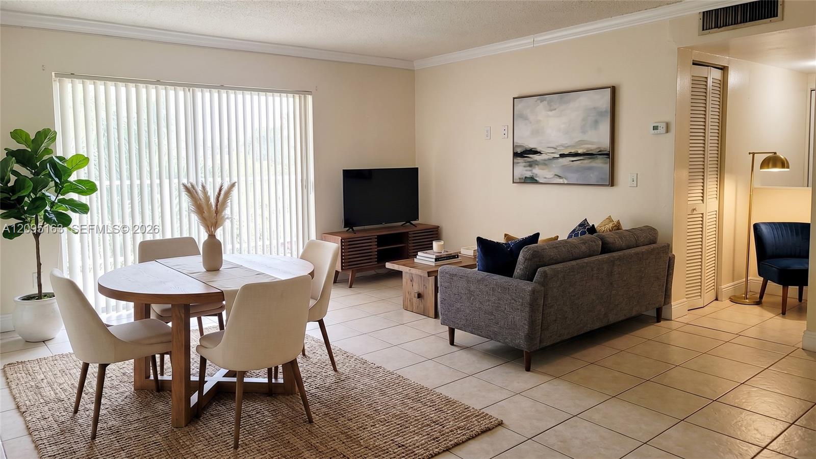 494 NW 165th St Road