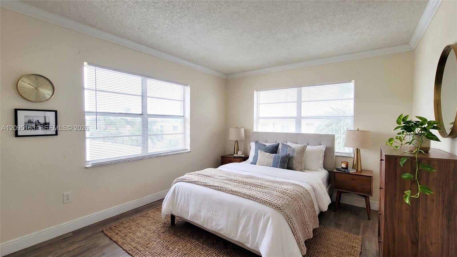 494 NW 165th St Road