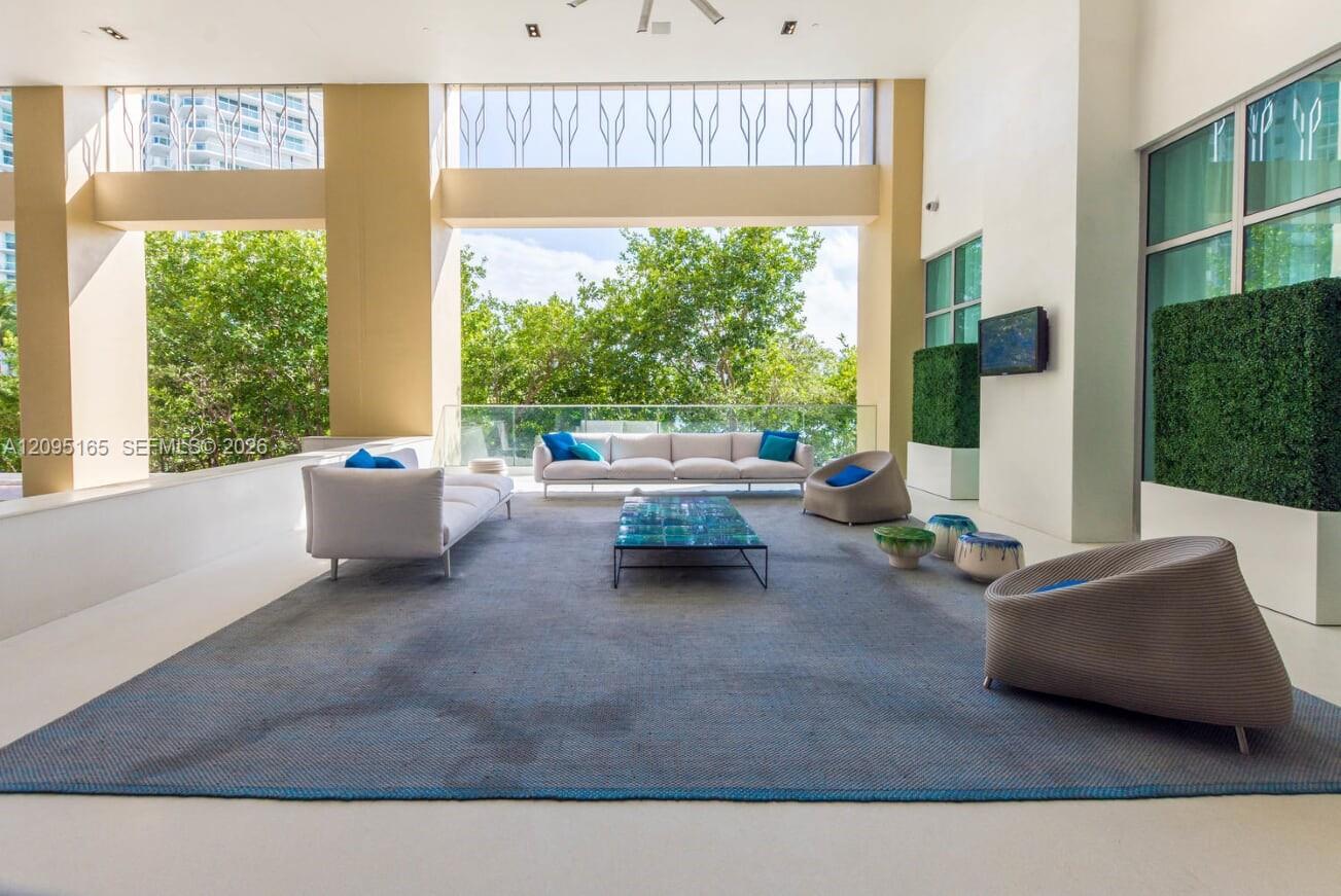 330 Sunny Isles Boulevard