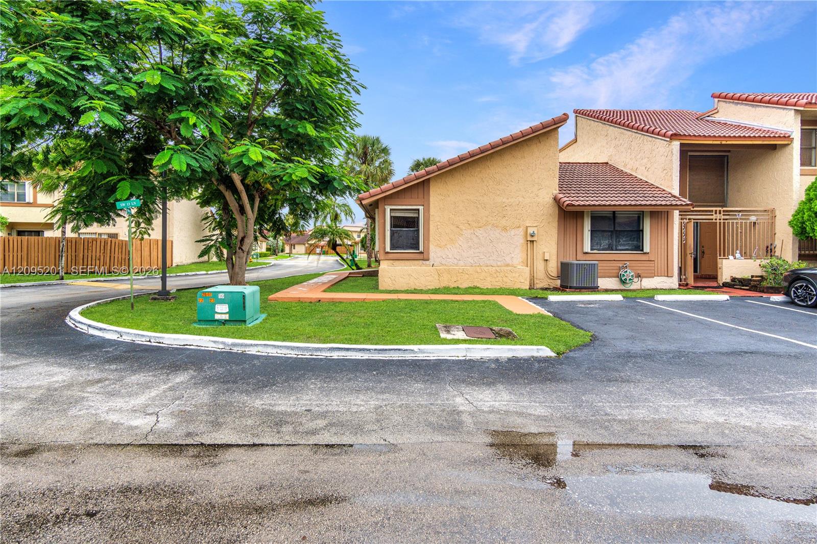 13429 SW 13th Lane