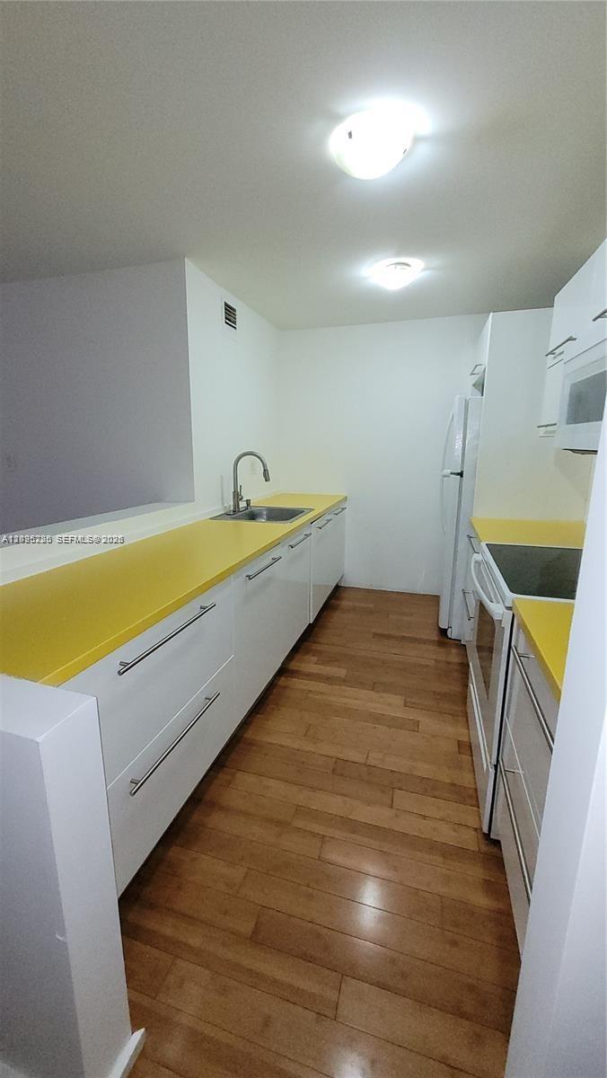 1800 Sans Souci Boulevard