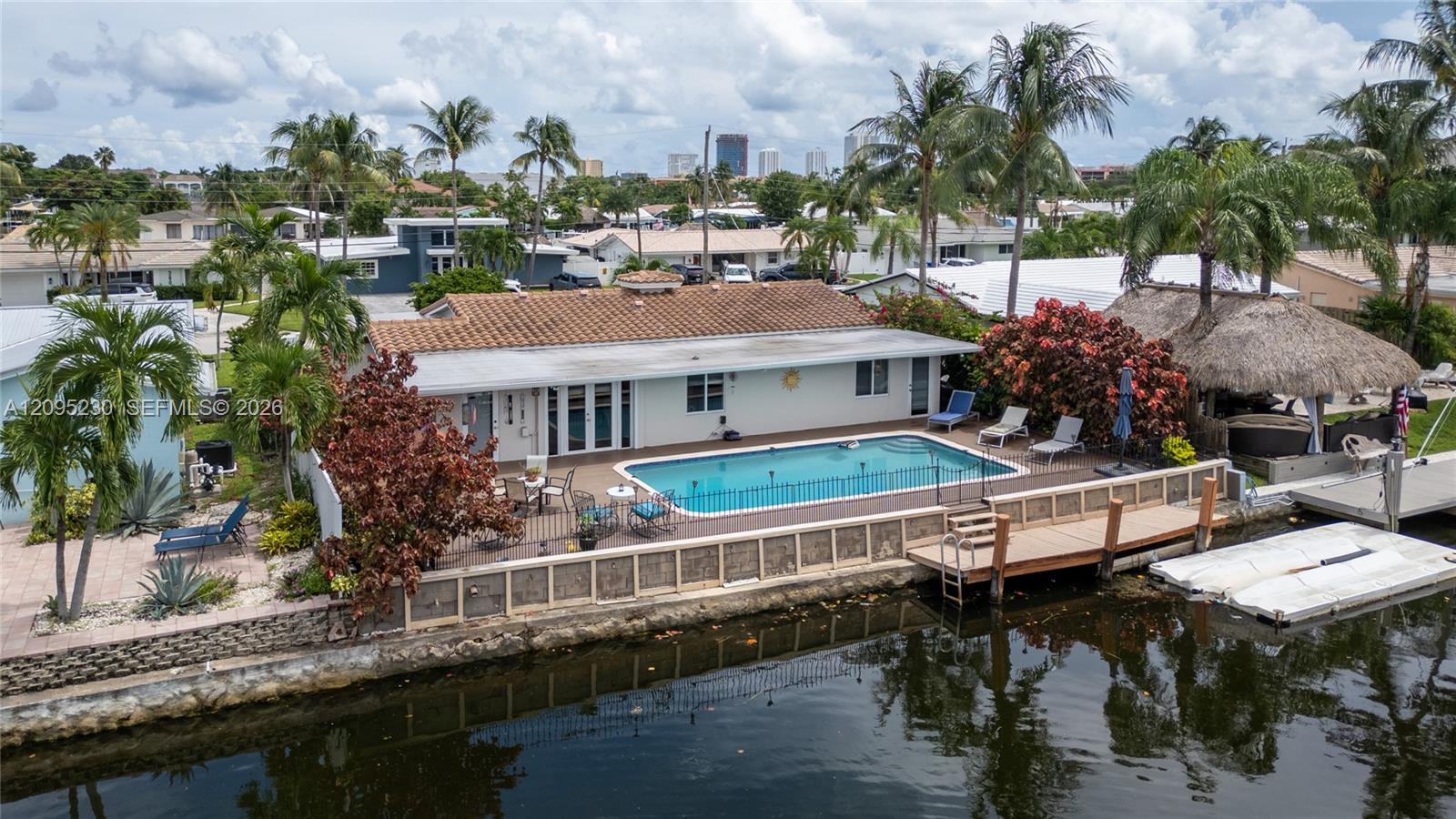 391 SE 16th Avenue