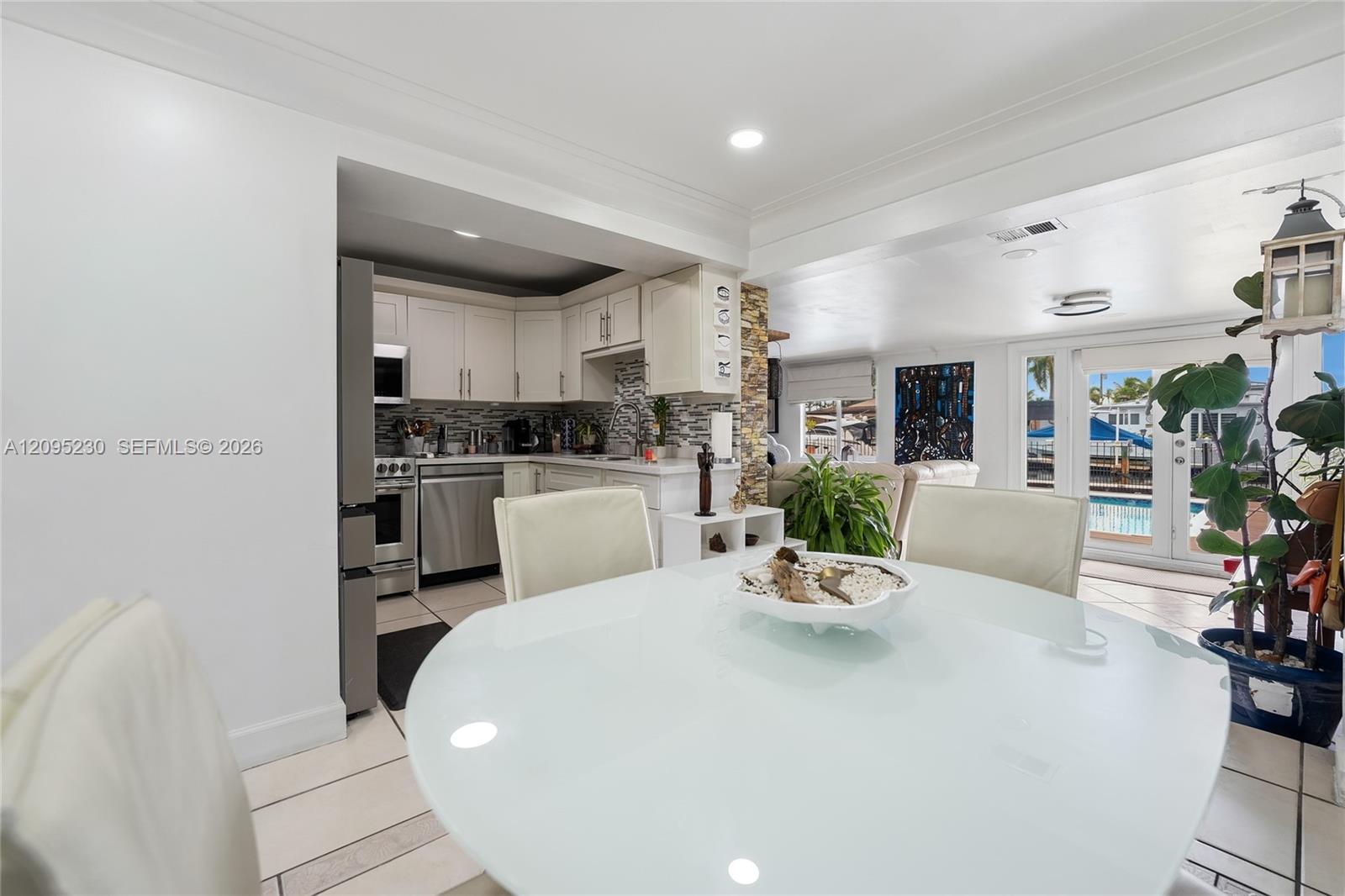 391 SE 16th Avenue