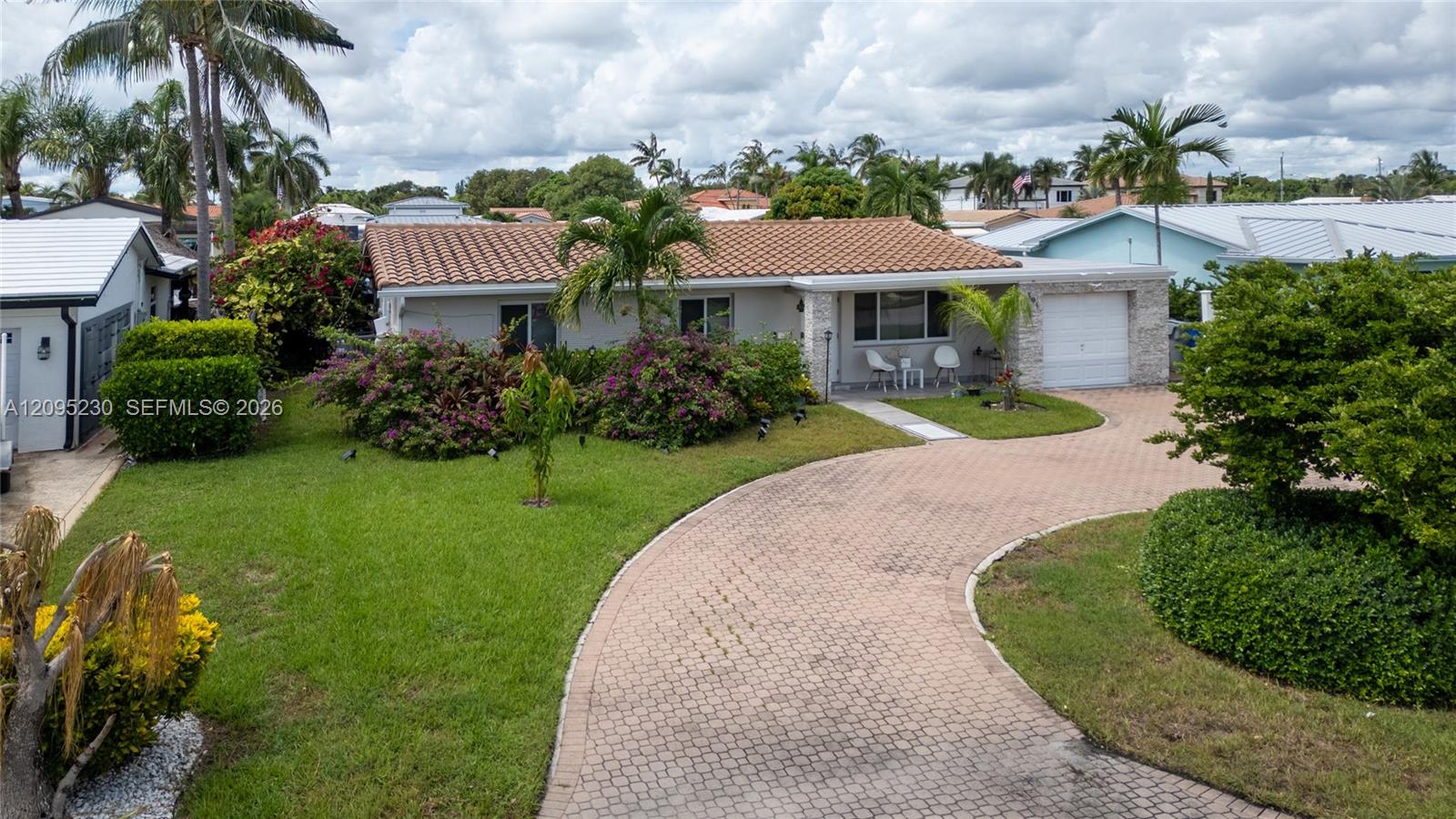 391 SE 16th Avenue