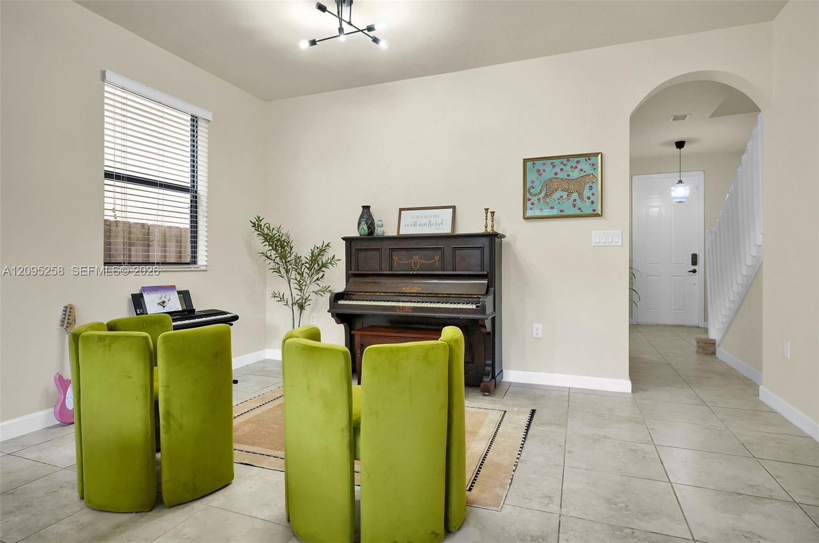 122 NE 27th Avenue