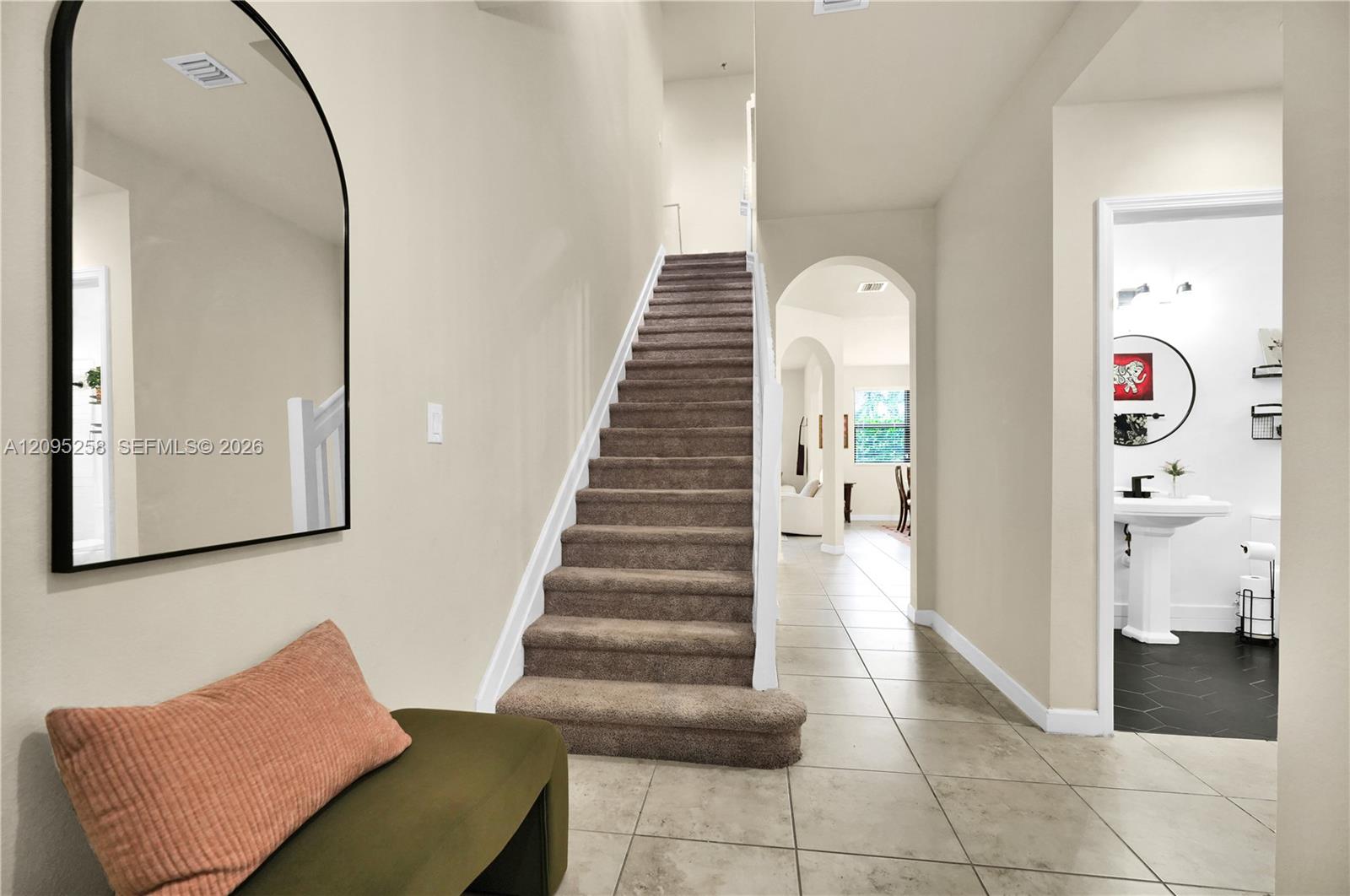 122 NE 27th Avenue