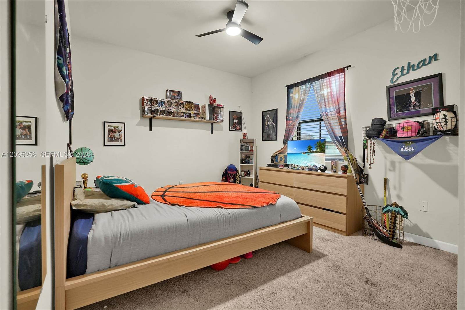 122 NE 27th Avenue