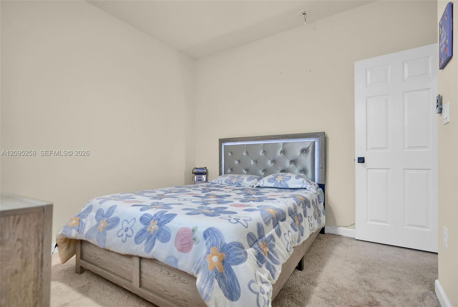 122 NE 27th Avenue