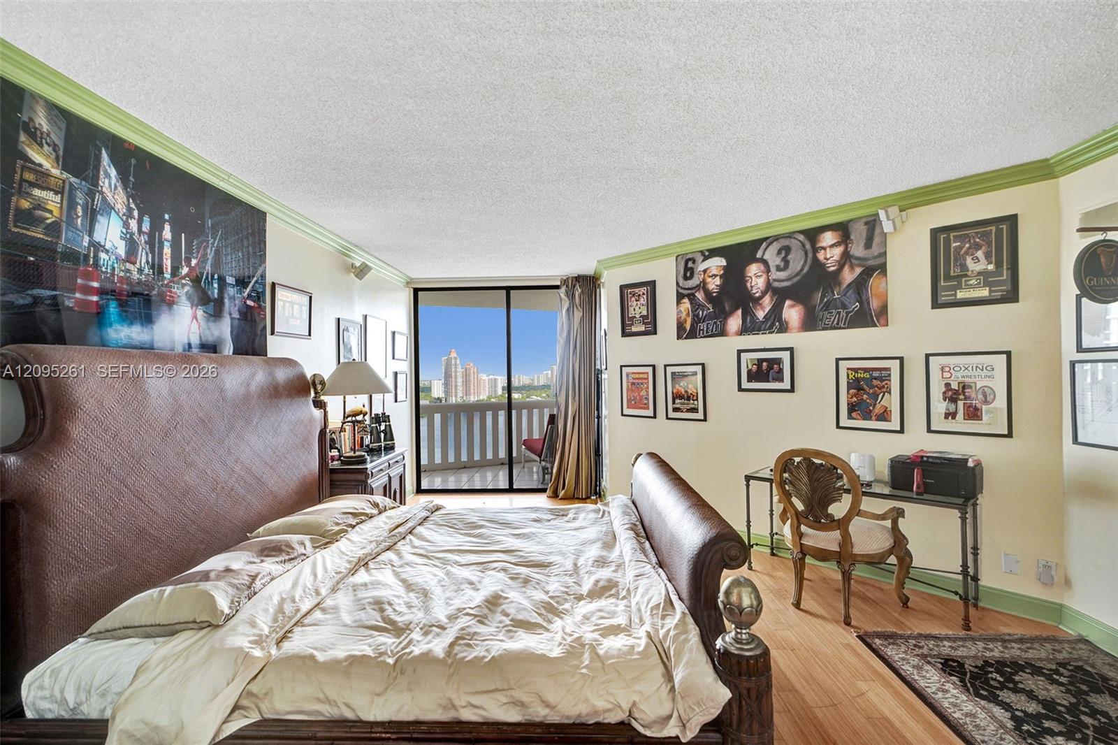 3000 Island Boulevard