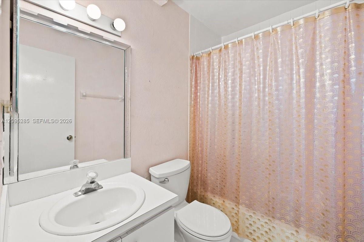 3554 W 80th Street