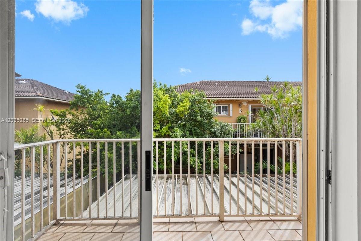 3554 W 80th Street