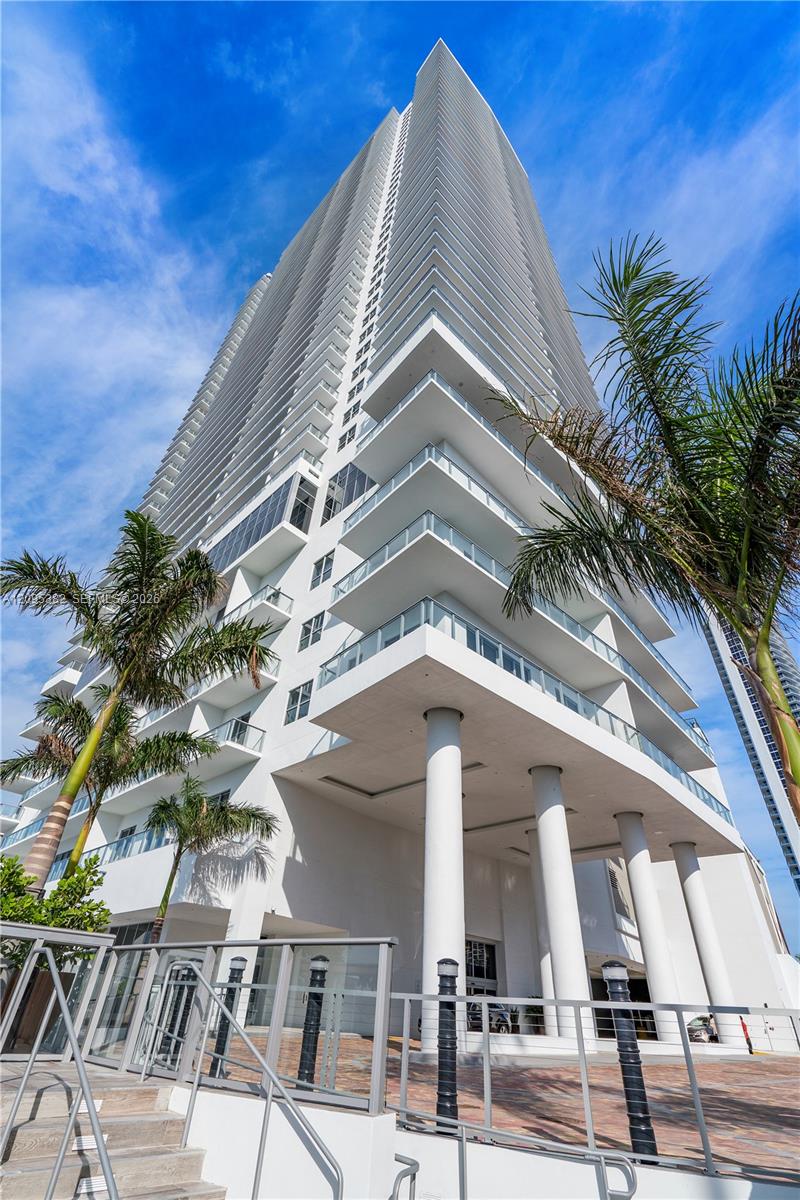 4010 S Ocean Drive