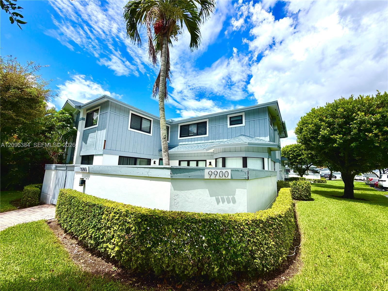 9900 NW 52nd Terrace