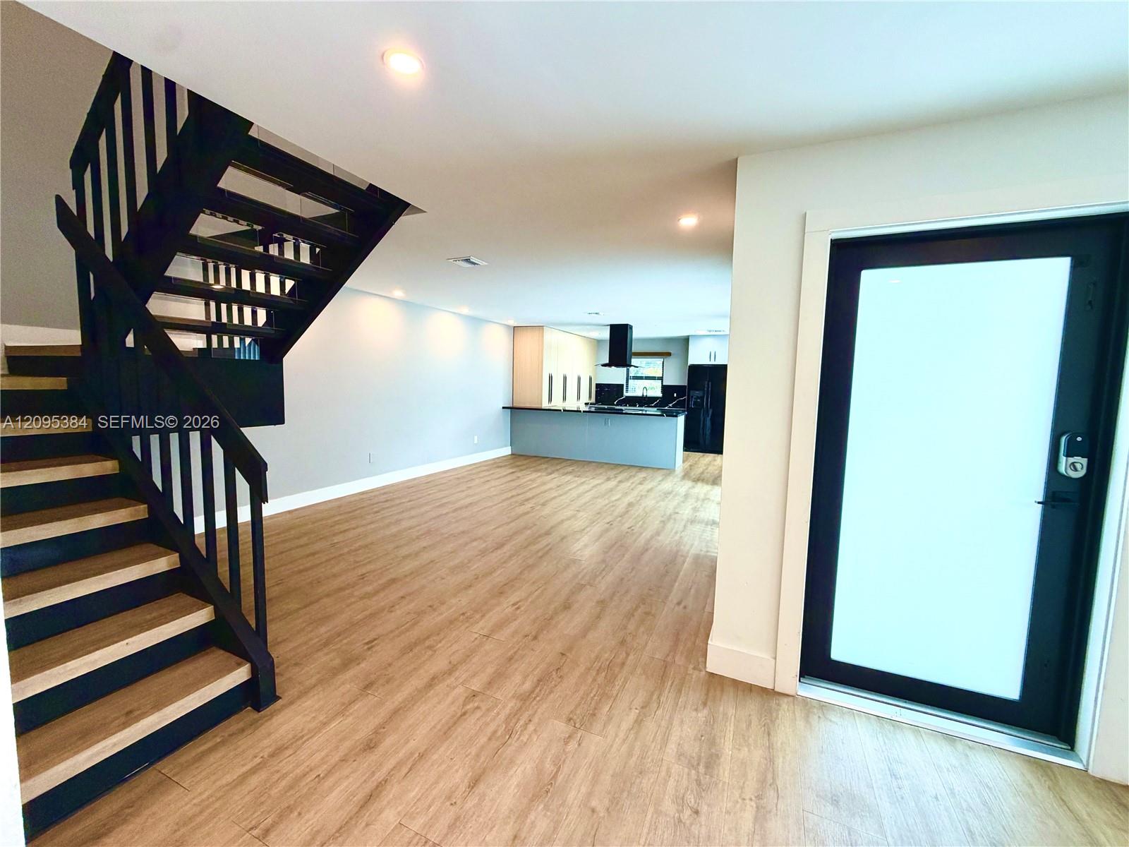 9900 NW 52nd Terrace