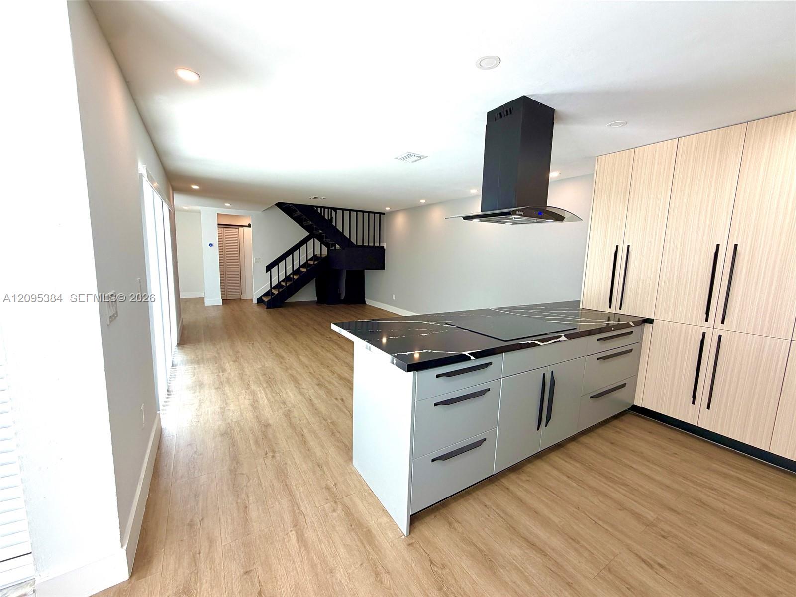 9900 NW 52nd Terrace