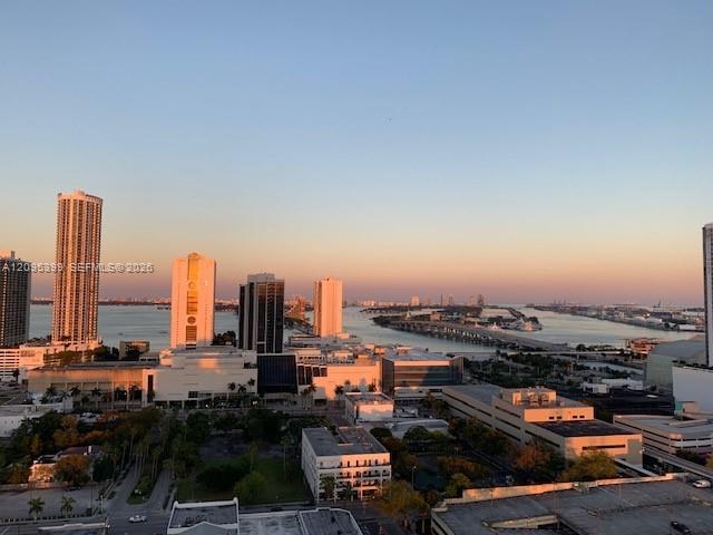 1600 NE 1st Avenue
