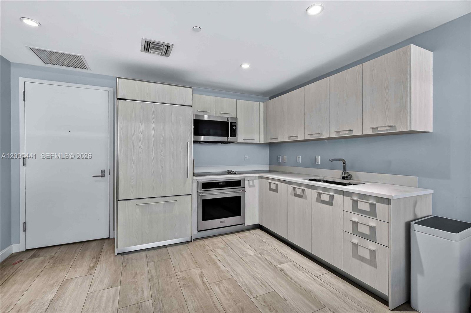 45 SW 9th Street