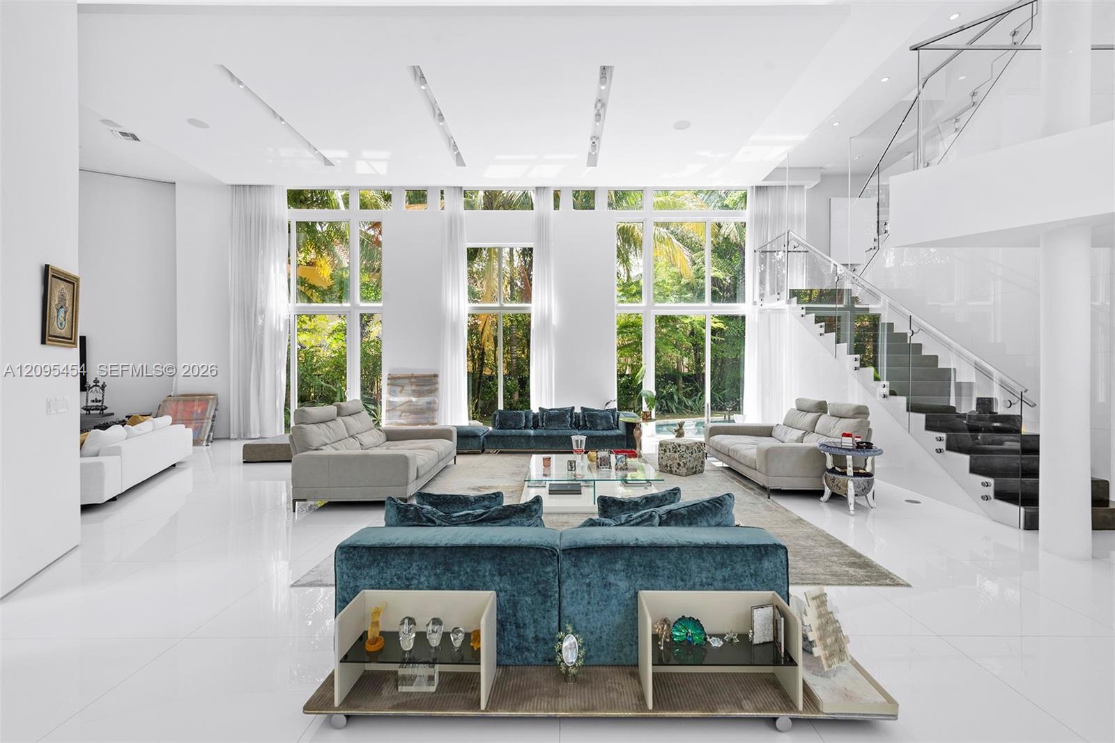 480 Ocean Boulevard