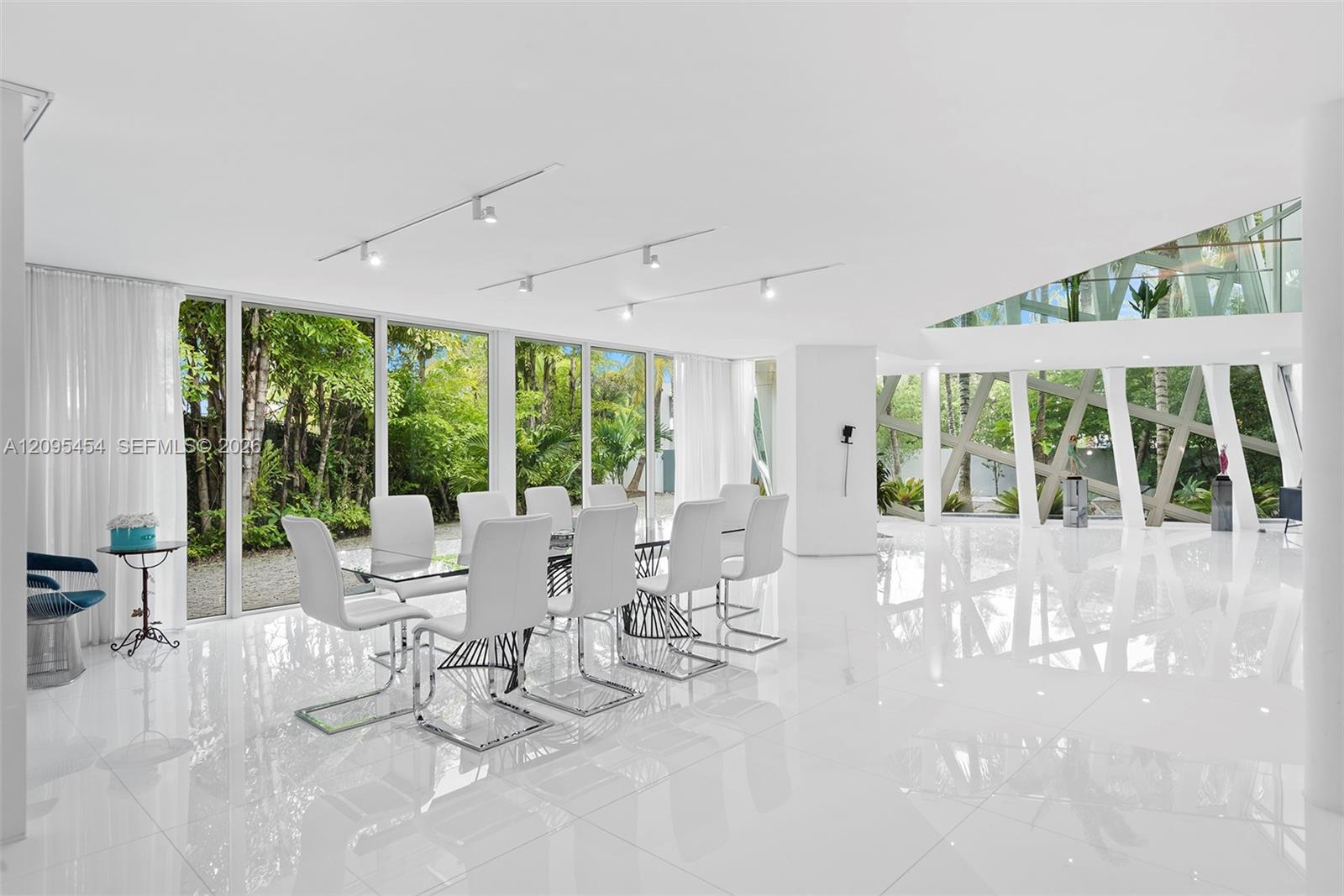 480 Ocean Boulevard