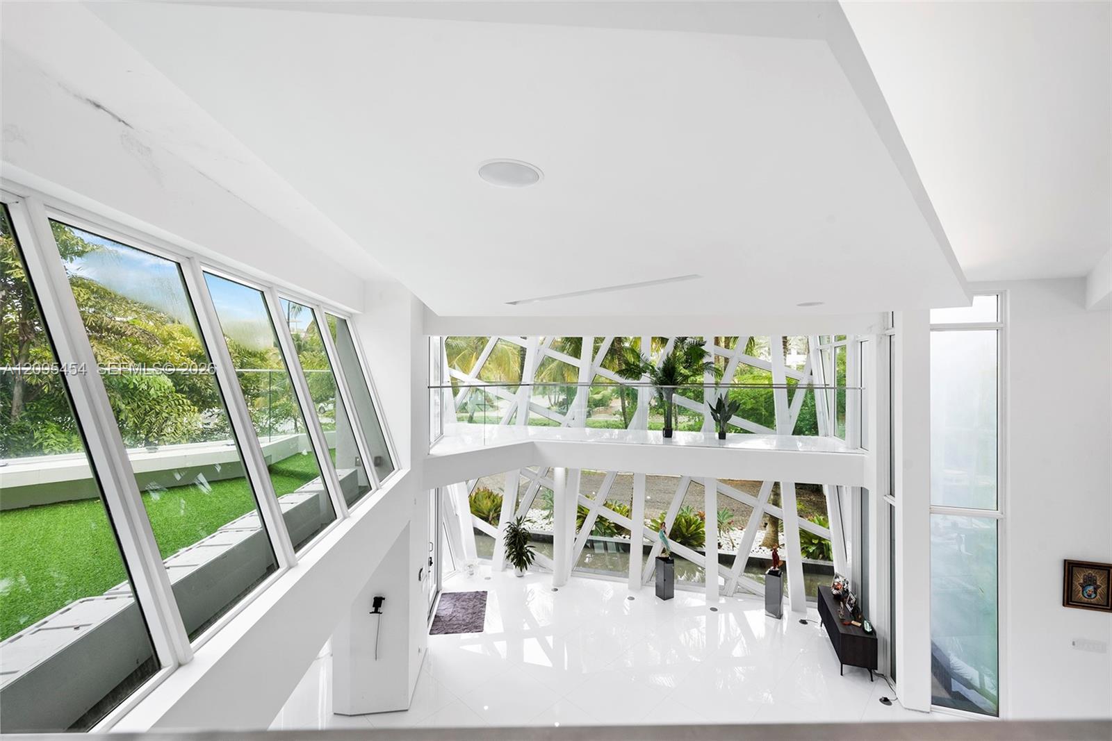 480 Ocean Boulevard