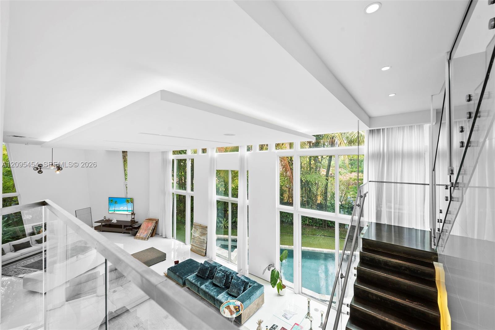 480 Ocean Boulevard