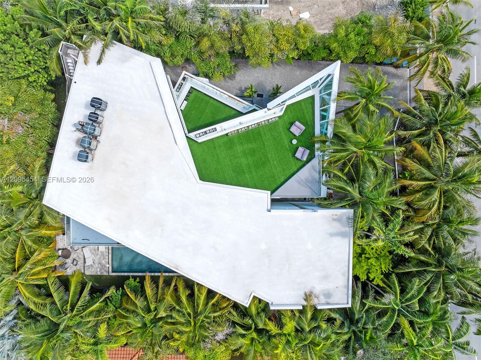 480 Ocean Boulevard