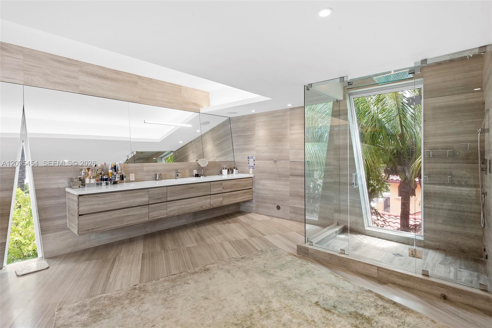 480 Ocean Boulevard