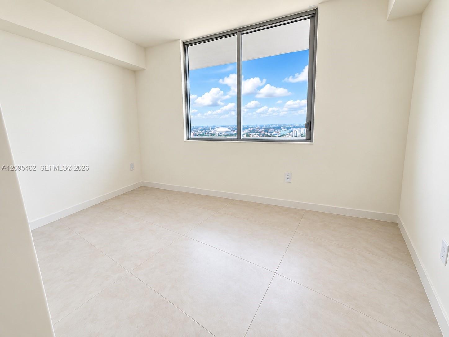 1400 Biscayne gallery image #15