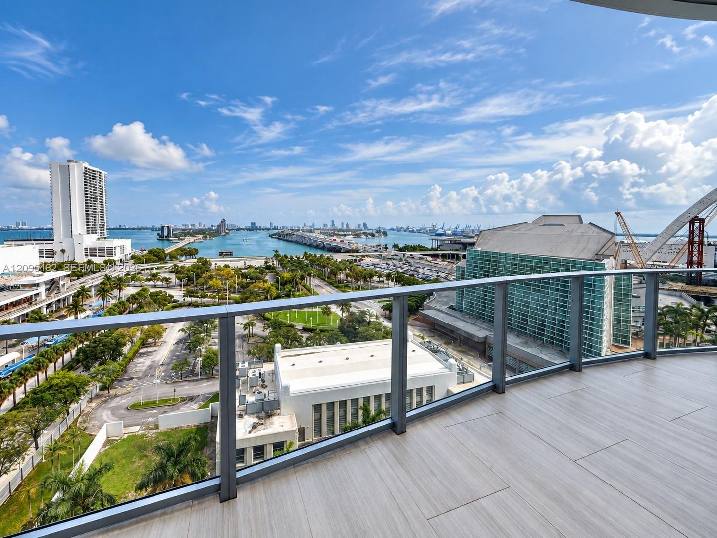 1400 Biscayne gallery image #2