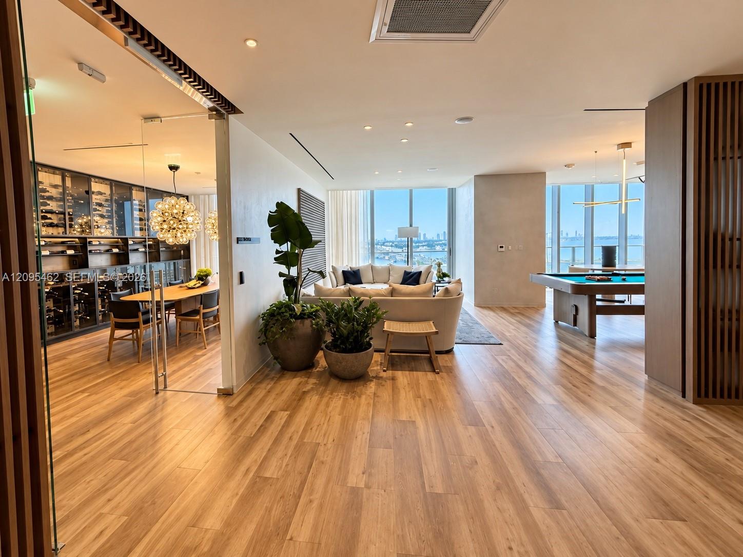 1400 Biscayne gallery image #28