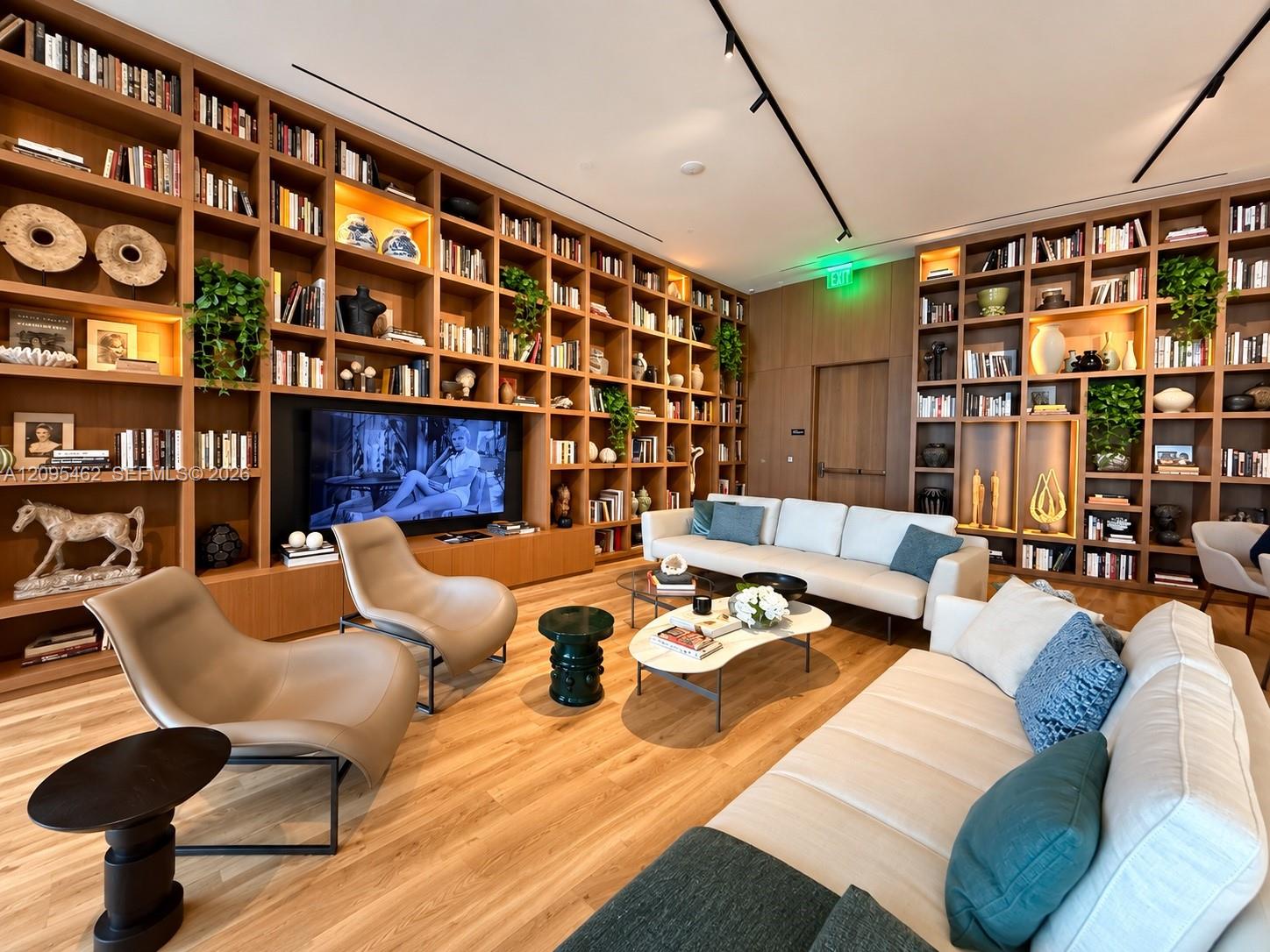 1400 Biscayne gallery image #33