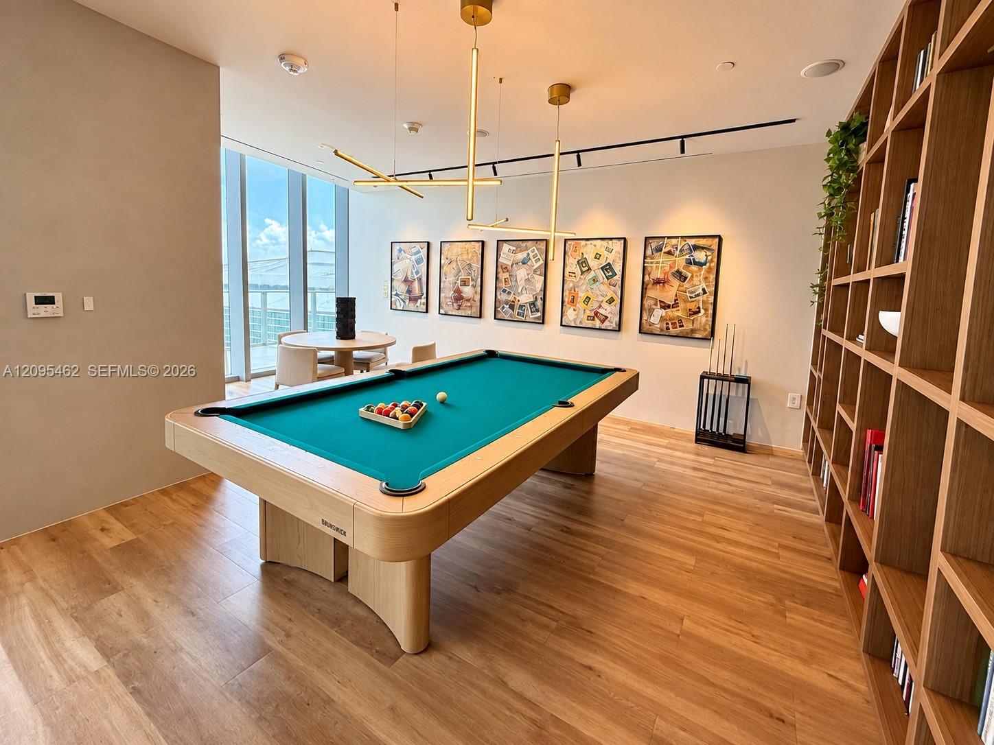 1400 Biscayne gallery image #40