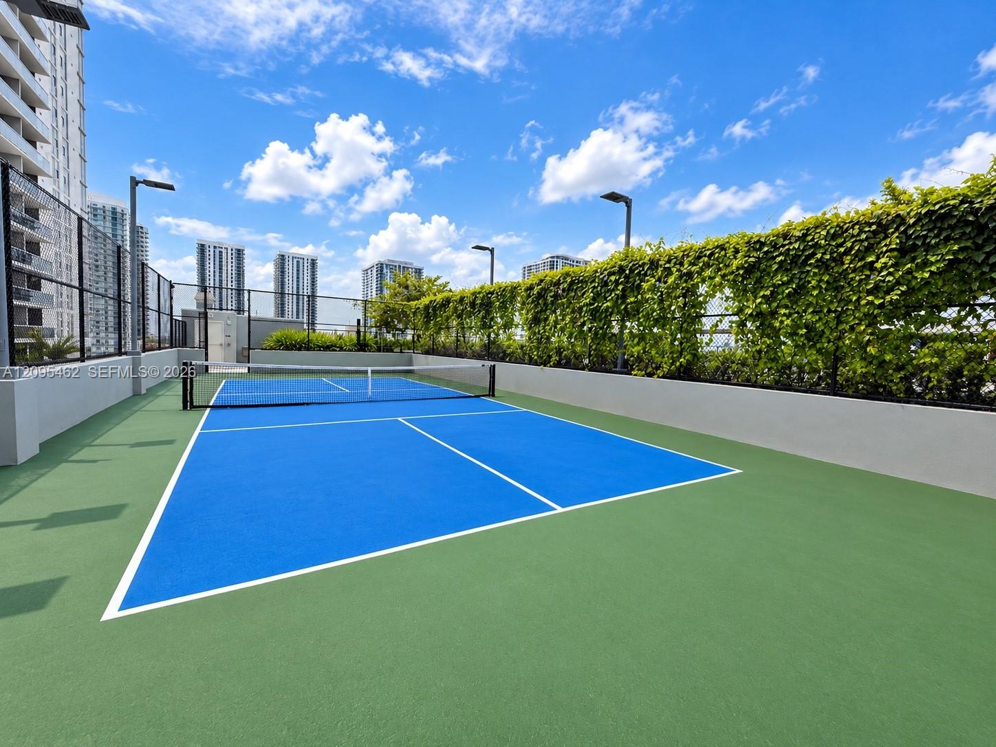 1400 Biscayne gallery image #42