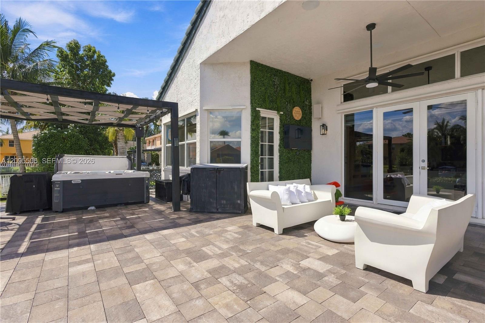 5421 SW 185th Terrace